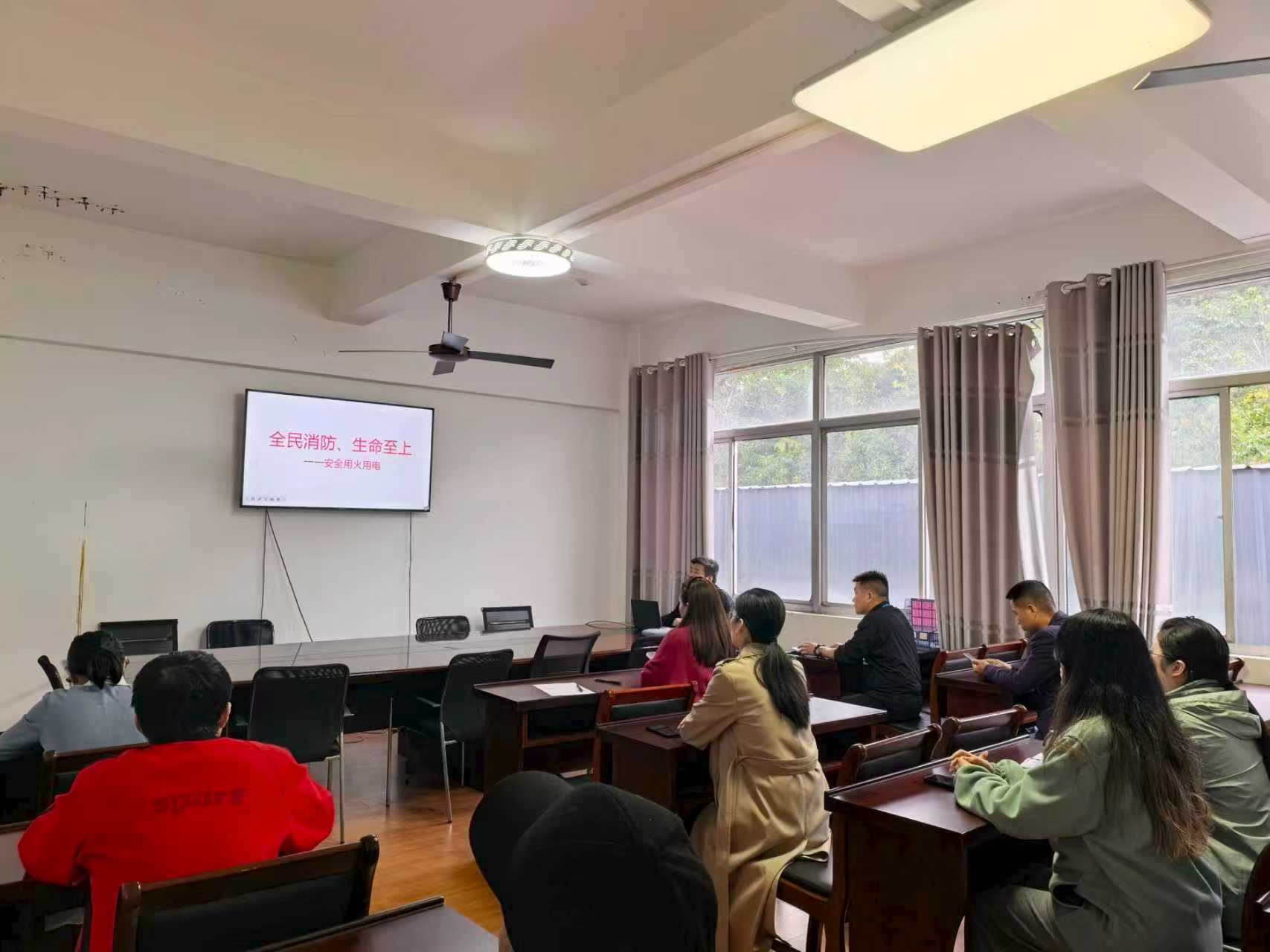 643704339a3d70abf5100360bb05f7eb.jpg 643704339a3d70abf5100360bb05f7eb.jpg